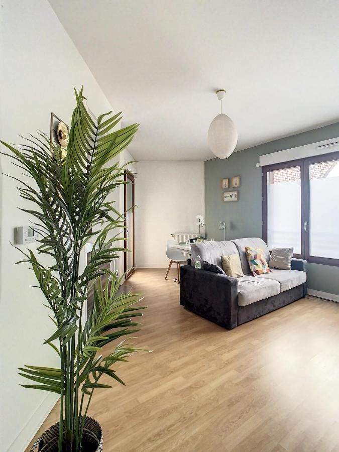 Grand Appartement Paris Et Disneyland 4Pers Neuilly-sur-Marne Exterior foto